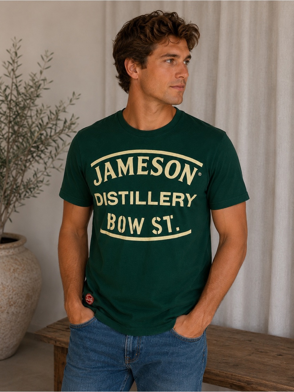 🥃JAMESON Green Distillery Bow St. Men’s T-Shirt - Small